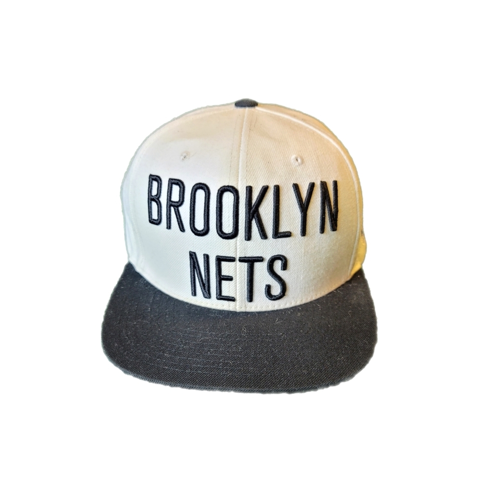 Brooklyn Nets Hat Cap Snap Back Adjustable Black Mitchell & Ness Adult One Size